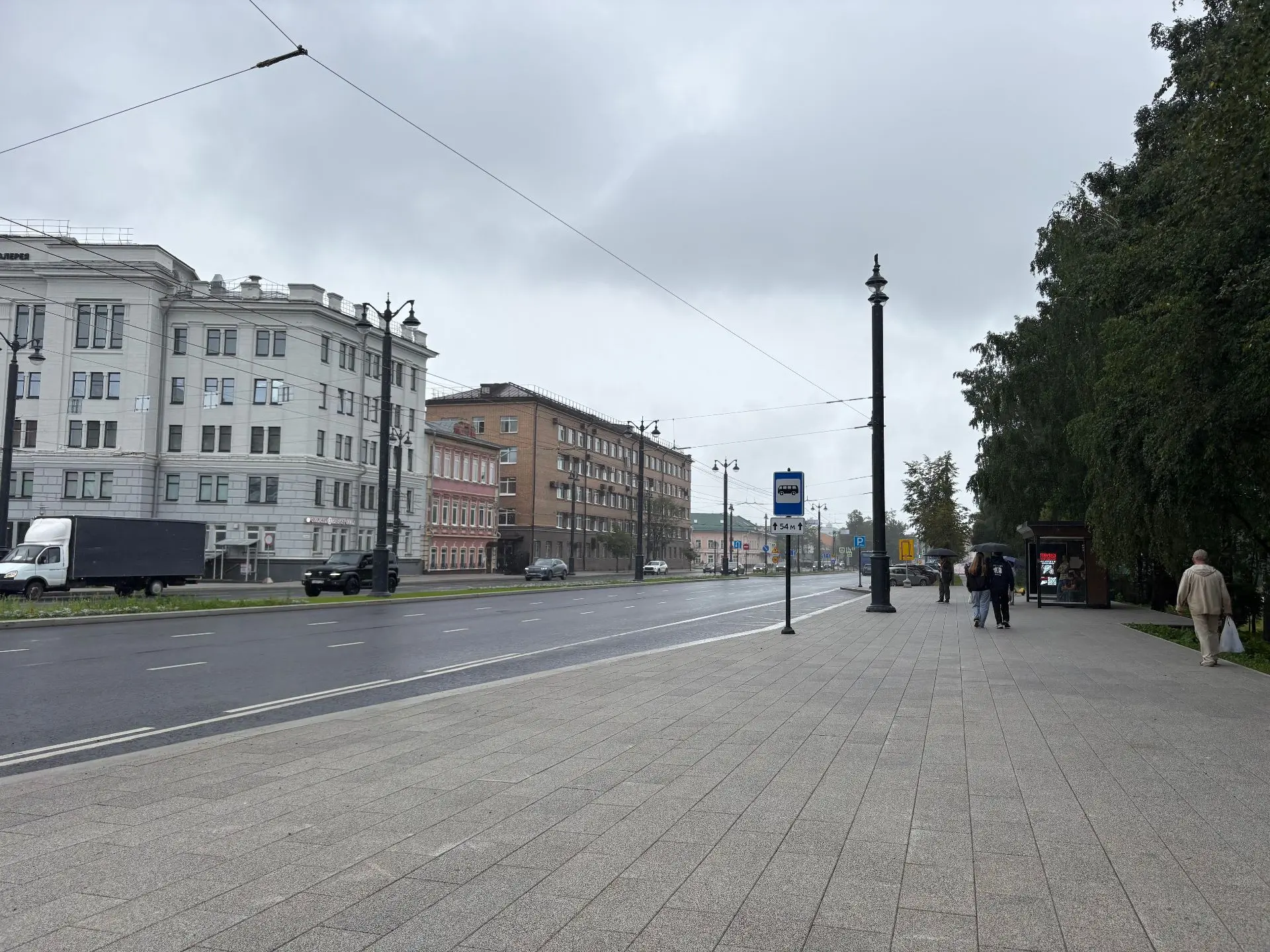 «Семь рукопожатий», которые меняют наш город

Любовь к родной Вологде начинается с малого. Сначала т