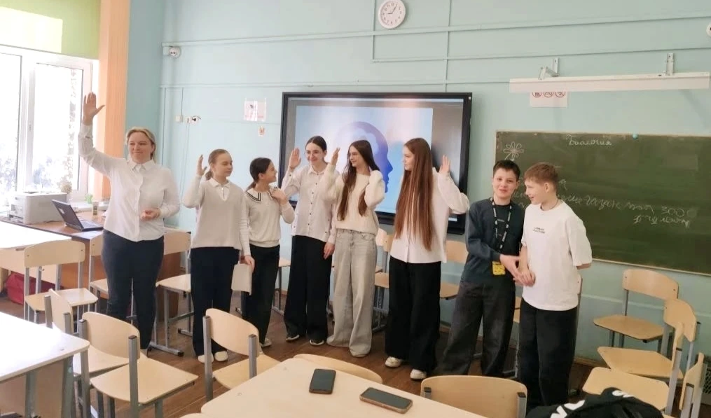 Неделя психологии: вместе открываем себя и мир эмоций!  С 13 по 17 апреля в нашей школе прошла «Неде