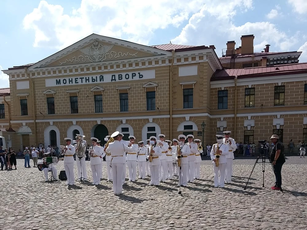 Куда сходить: В Петропавловской крепости пройдут бесплатные концерты военно-морских орк...