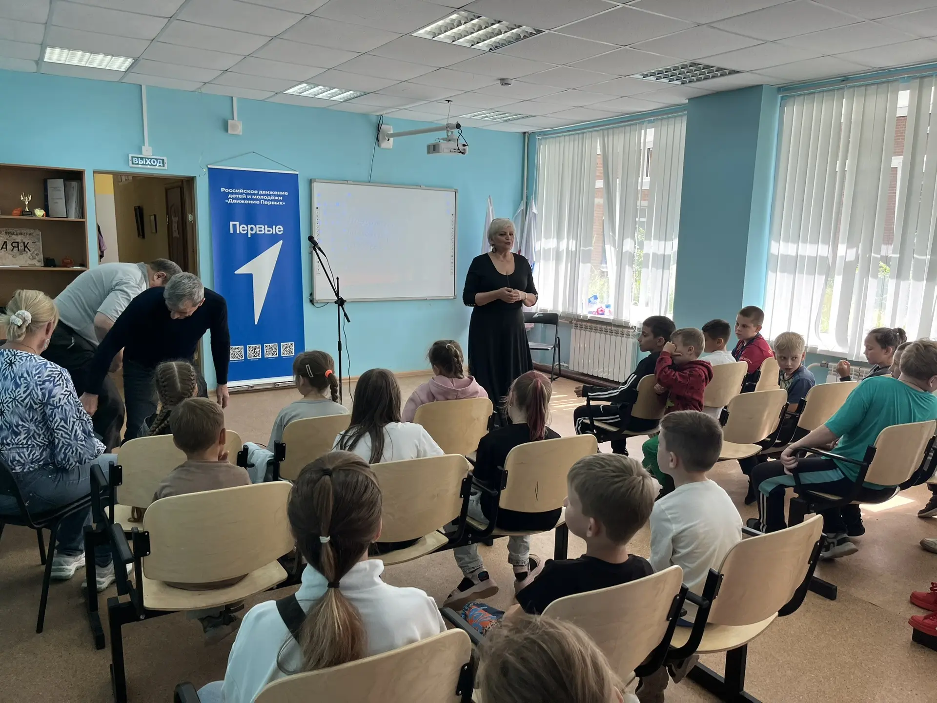 ✨ Вчера в нашем школьном лагере случилось настоящее волшебство! ✨

К ребятам приехали талантливые по