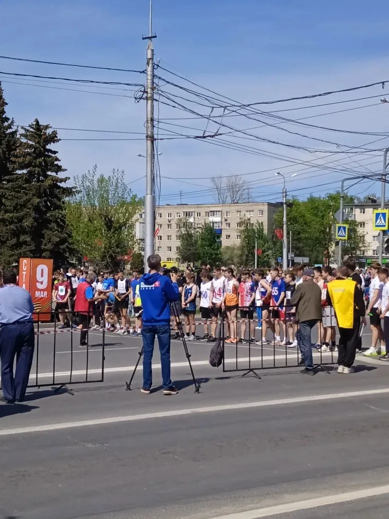 🕊️🎖️«В ритме памяти: юные спортсмены школы присоединились к традиционной эстафете в День Победы 🏆   