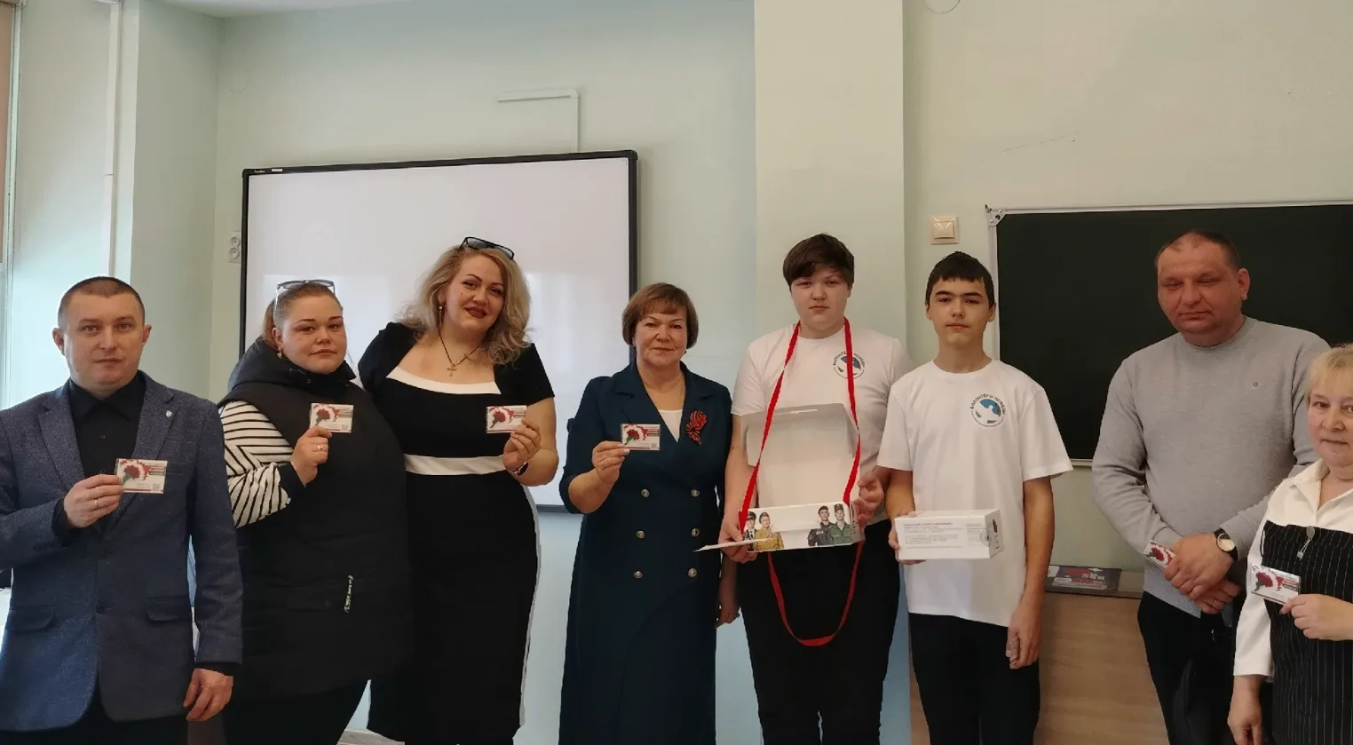 АКЦИЯ «КРАСНАЯ ГВОЗДИКА»: ПОМНИМ И ЧТИМ