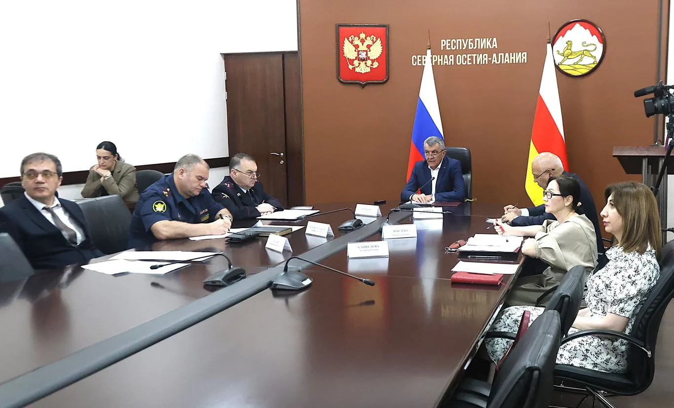 Глава РСО – Алания Сергей Меняйло в формате видеоконференции принял участие в заседании Государствен