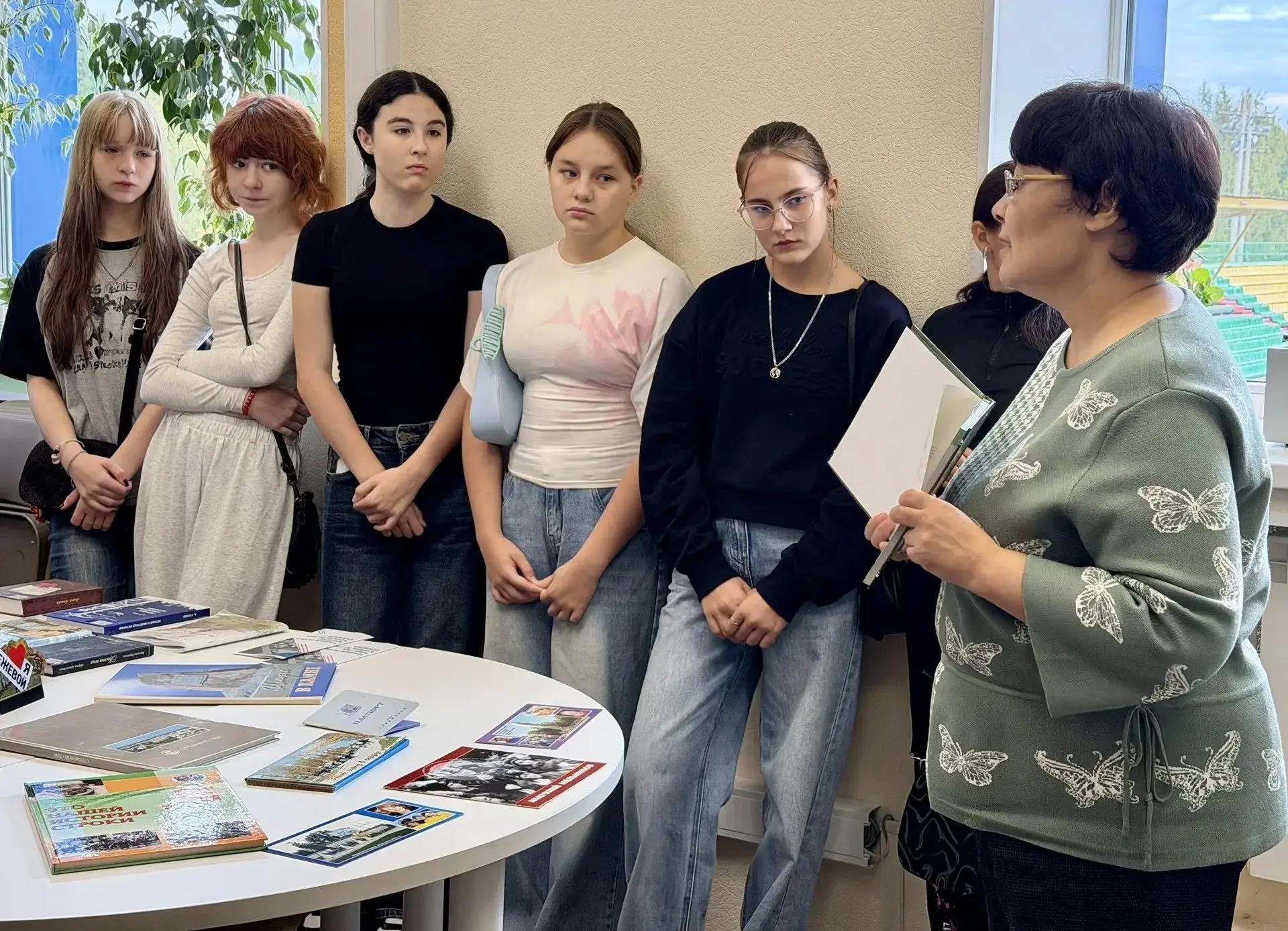 🎂 60 лет — много или мало? Для города, выросшего посреди тайги, это целая эпоха. Стреж...