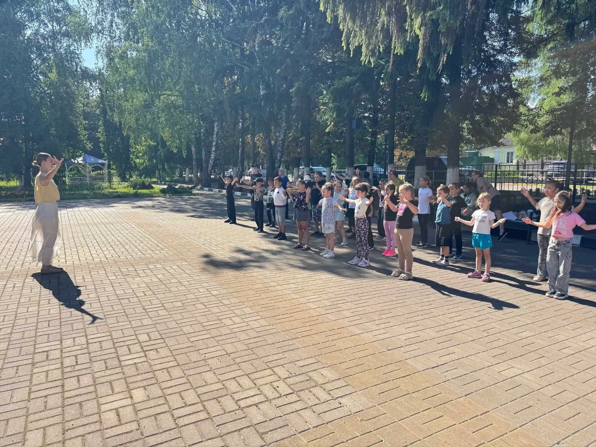 Старт дан! 🚀 Вторая смена пришкольного лагеря «Солнышко» официально открыта.