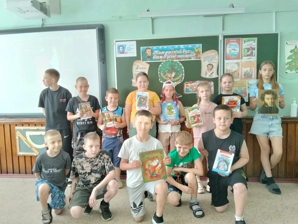 🌺Четвертый день в лагере дневного пребывания под названием " Орленок-Мастер" начался �...