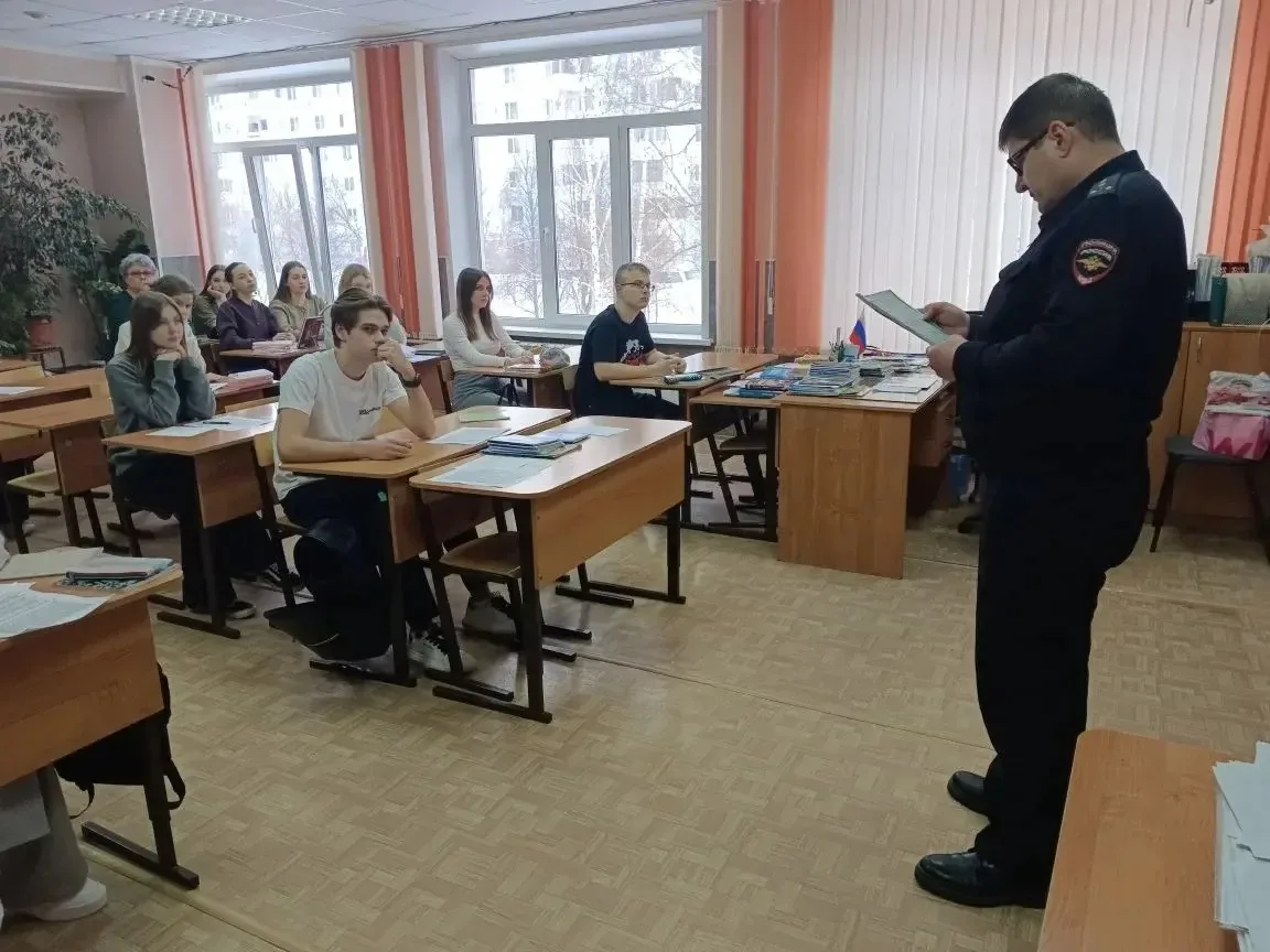 🚨Профилактическая встреча с представителем правопорядка   В нашей школе состоялась важная встреча уч