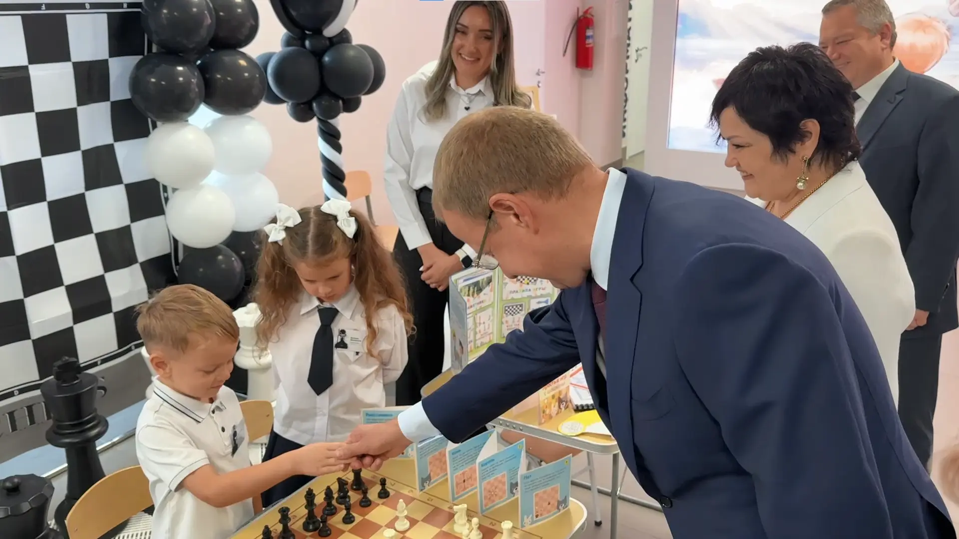 Около 6,8 млрд рублей направят на строительство и ремонт школ в Алтайском крае