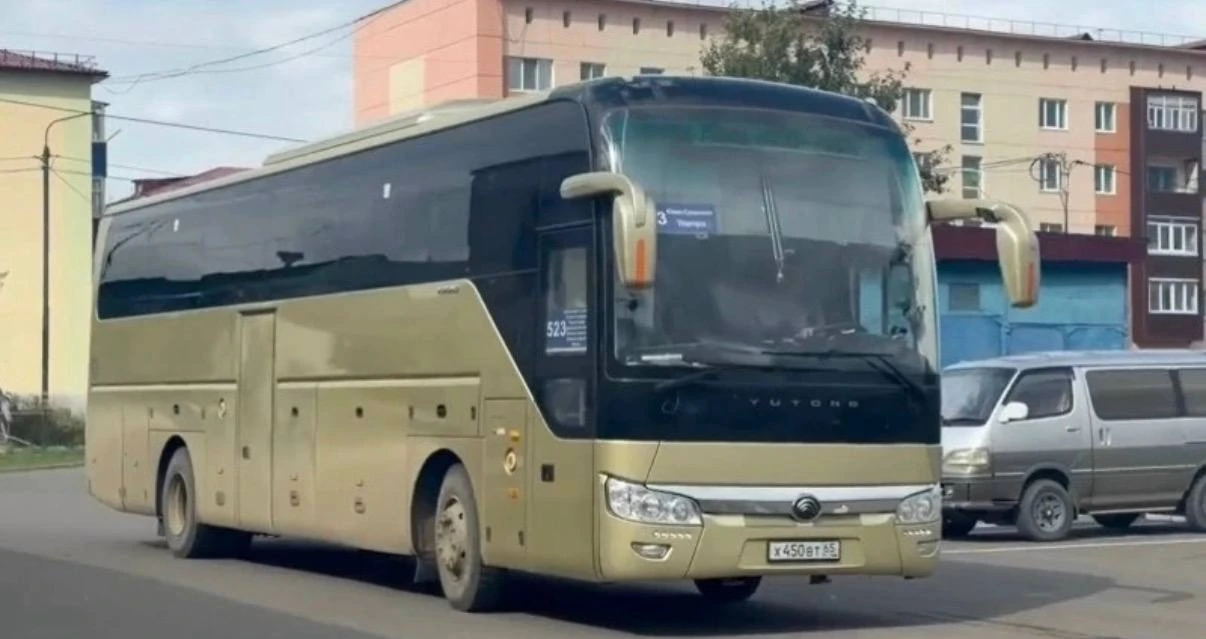 Активисты проверили работу рейсового автобуса, следующего по маршруту Углегорск — Южно-...