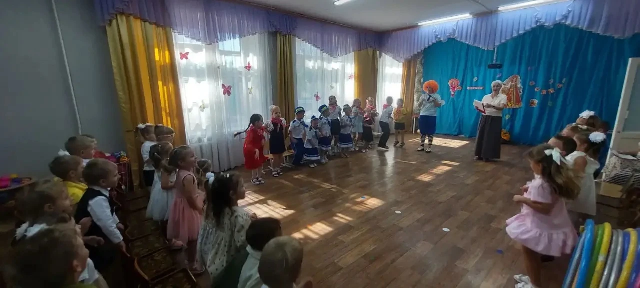 Педагоги нашего детского сада поздравляют родителей и детей с началом учебного года!!!