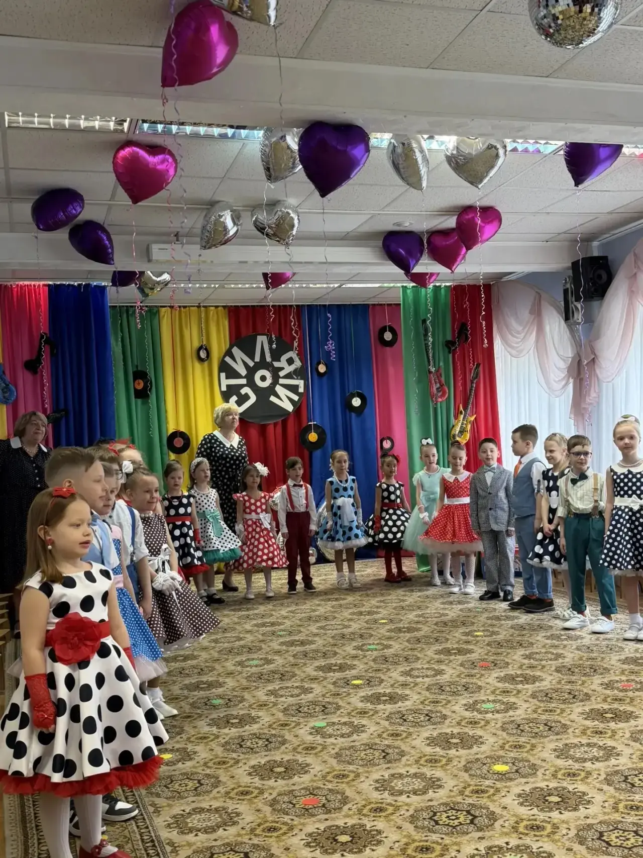 Выпускные утренники в дошкольных отделениях нашего лицея 🎓✨  Выпускной бал для детей — по-настоящему