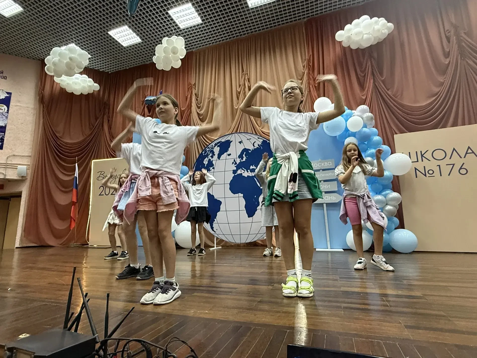 🎉 До новых встреч, лагерь! 🎉

Кажется, только вчера мы знакомились и начинали наше летнее путешест