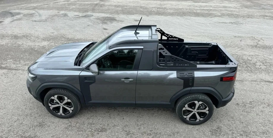 Новый Duster превратили в гибридный пикап   В Европе стартовали продажи необычного пикапа на базе Da