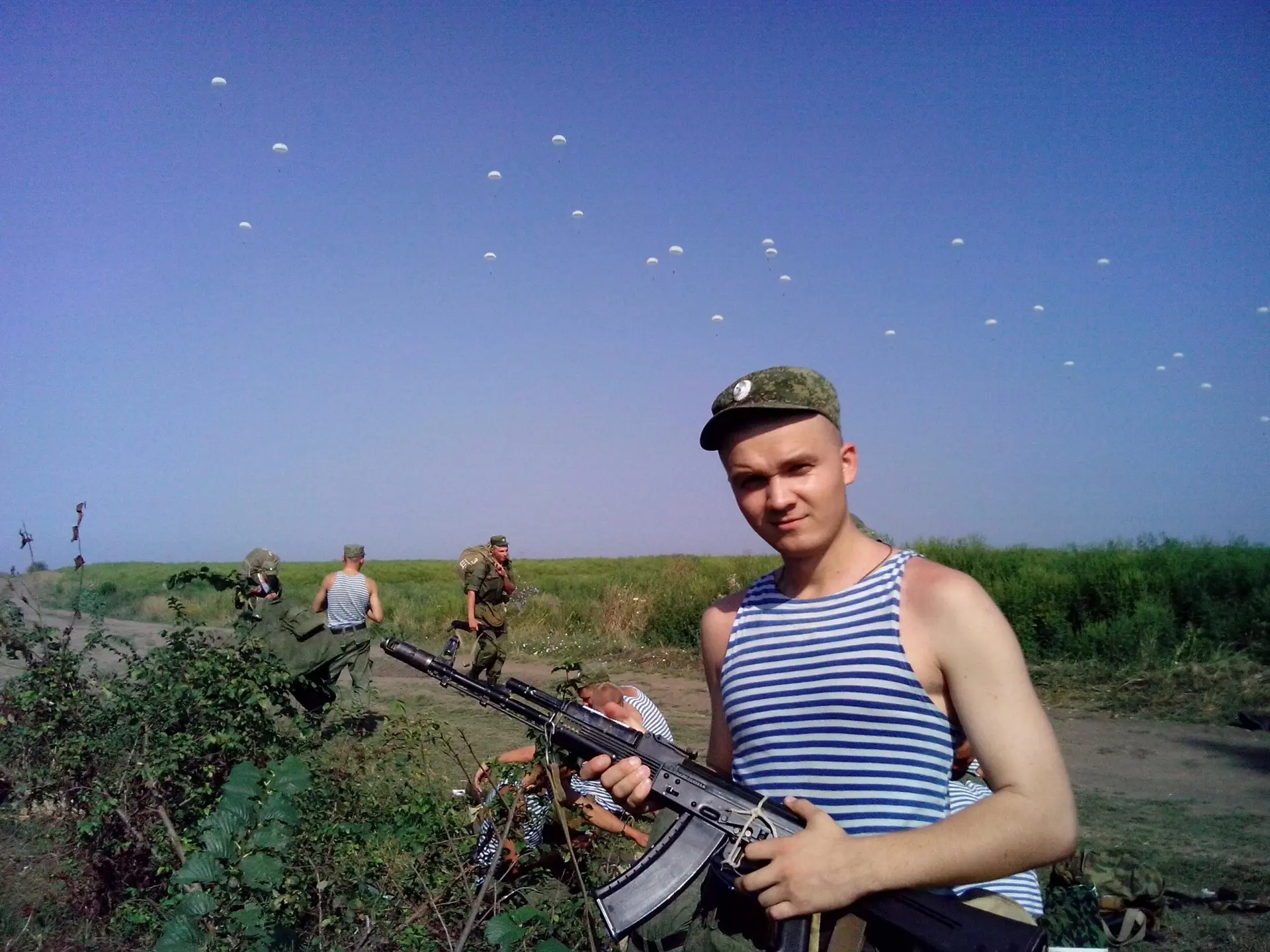 Кто сказал, что десантники умеют только есть?