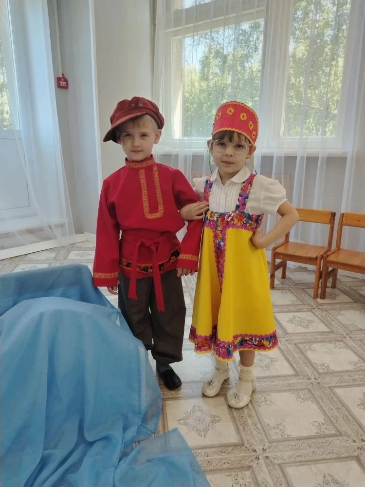 6 июня — День рождения Поэта и праздник в нашем саду! 🎭✨

6 июня, вся страна отмечала  Пушкинский д