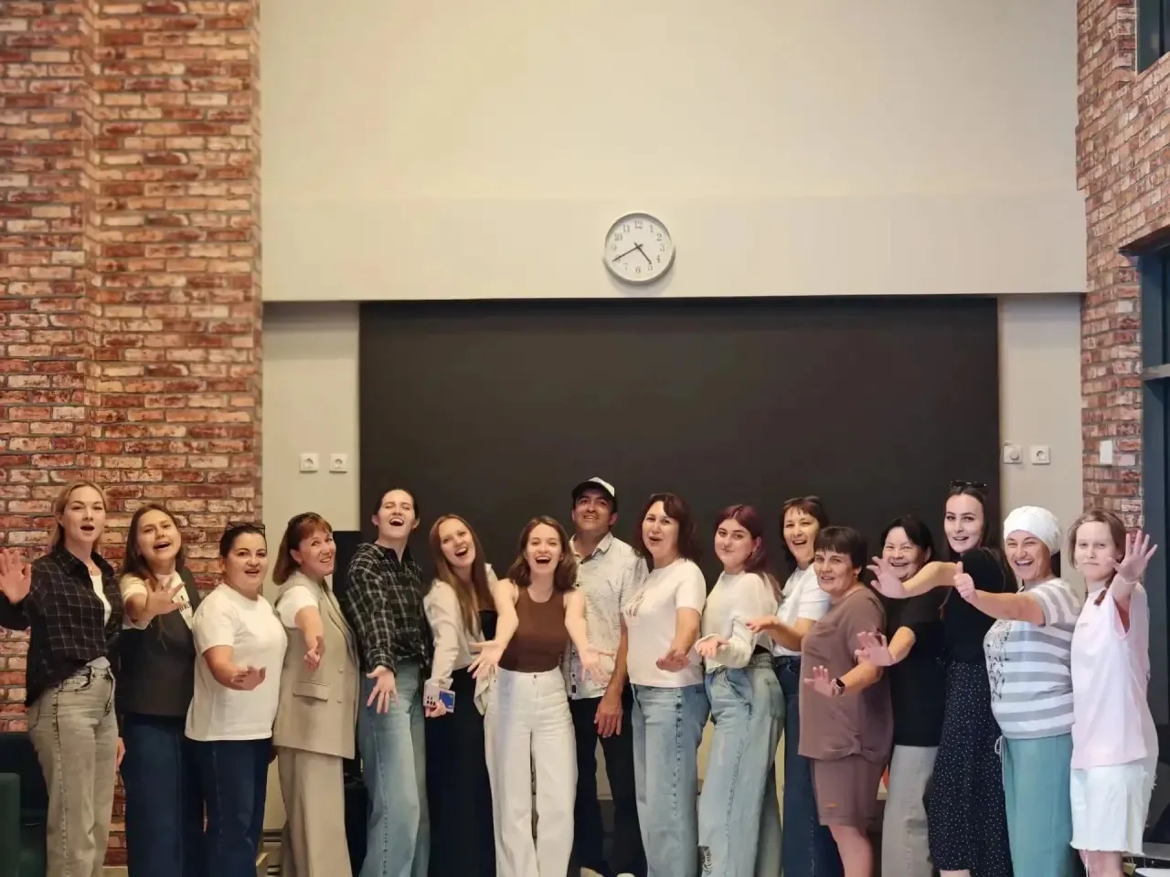 Команда вожатых готова к старту проекта «Ура, авылга!»🌼

🌼Команда Движения прошла финальный инстру