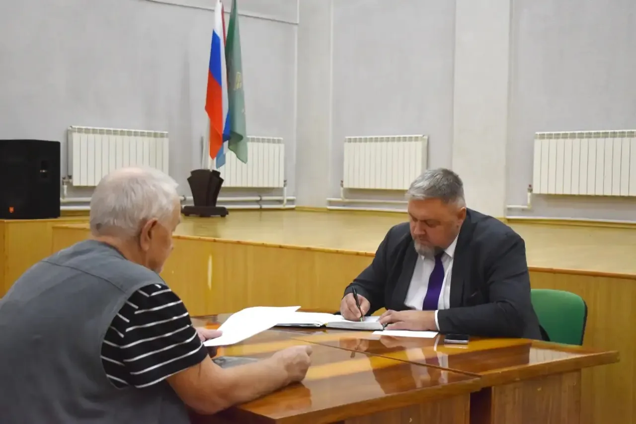Очередной прием граждан, очередной перечень вопросов, которые озвучили жители. Сегодня,...