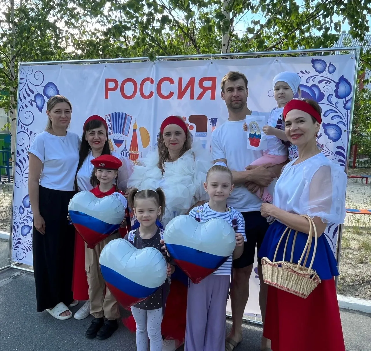 🇷🇺Патриотическая акция «Люблю тебя, моя страна!»🇷🇺

🙌🏻В преддверии Дня России в нашем учрежден