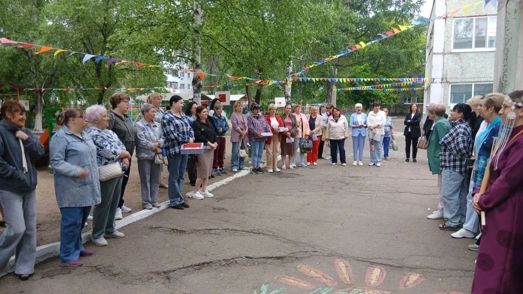 Второй день городского семинара-практикума по летней прогулке.