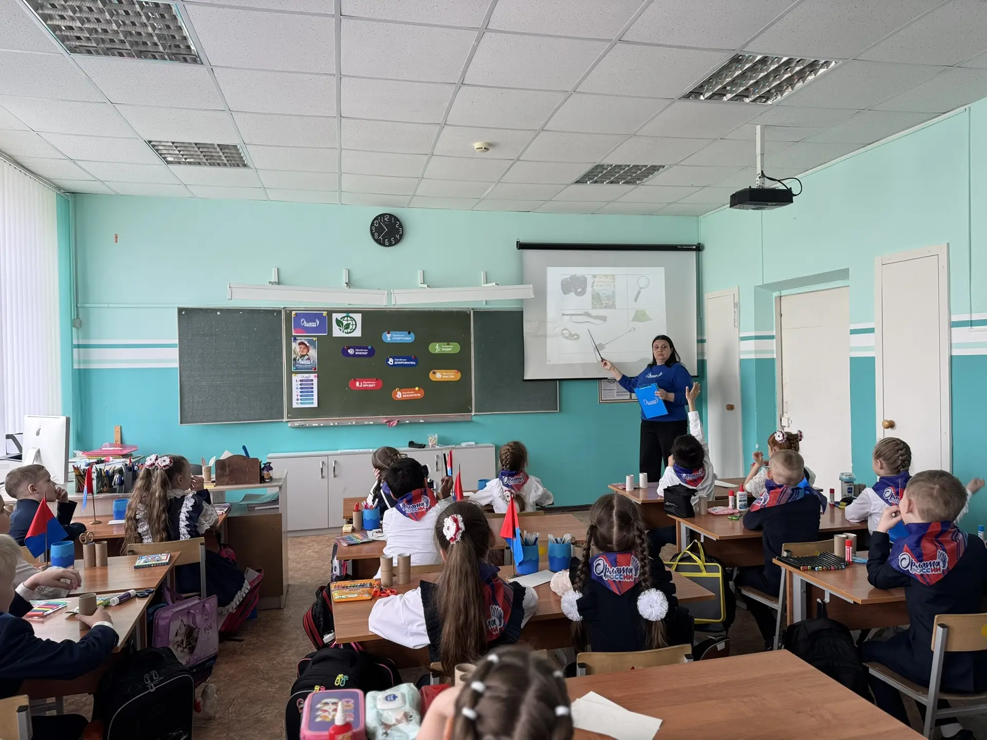 🙌🌱В рамках освоения трека «Орленок-Эколог» учащиеся 1 А вместе с классным руководителем Набиулиной А
