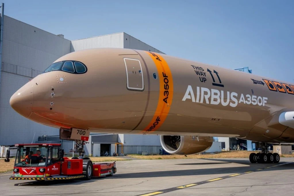 Почему Airbus A350 и Boeing 787 непригодны для переработки, и почему это большая пробле...