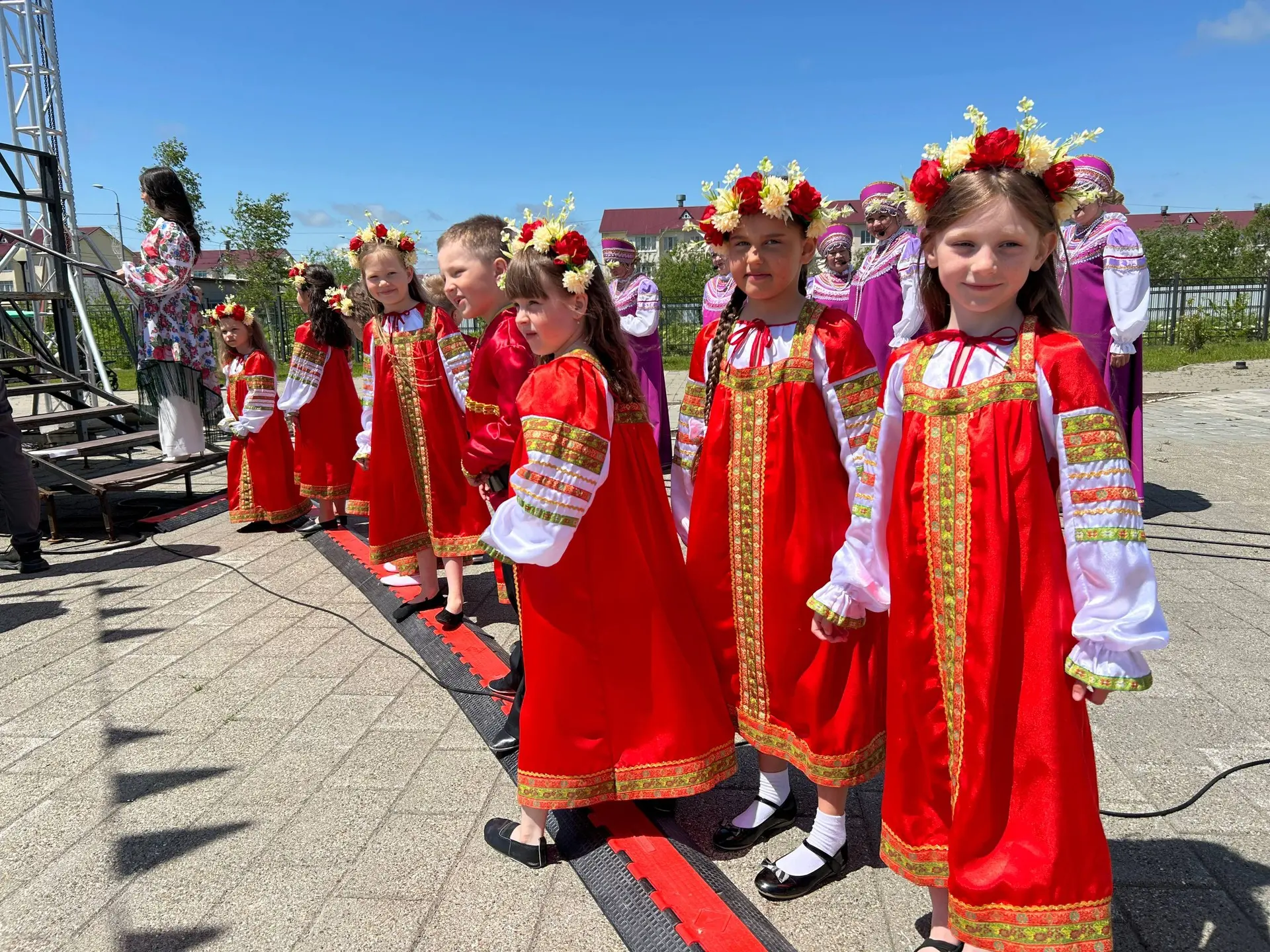 🇷🇺Сегодня во всех учреждениях культуры нашего города прошел главный праздник нашей страны. Яркие п