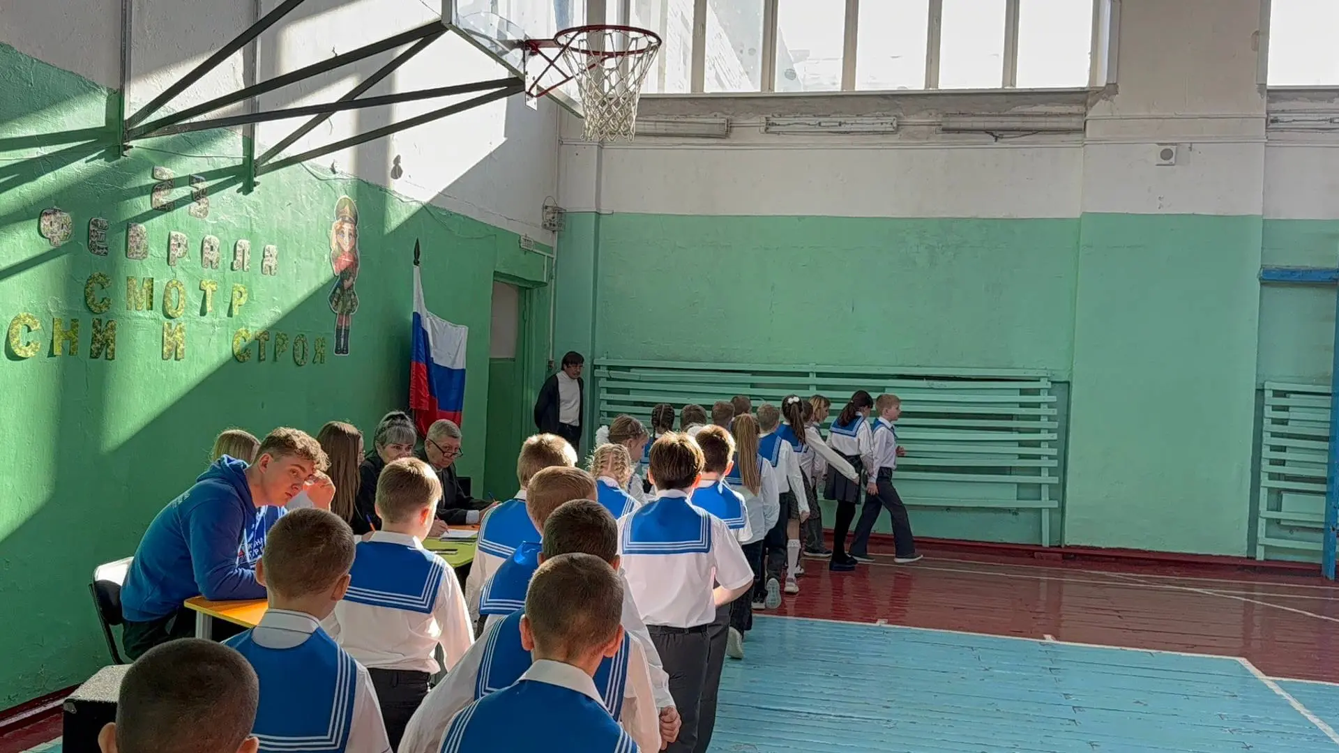 В школе имени Вячеслава Токарева прошёл традиционный смотр песни и строя 16 феврала стартовал  смотр