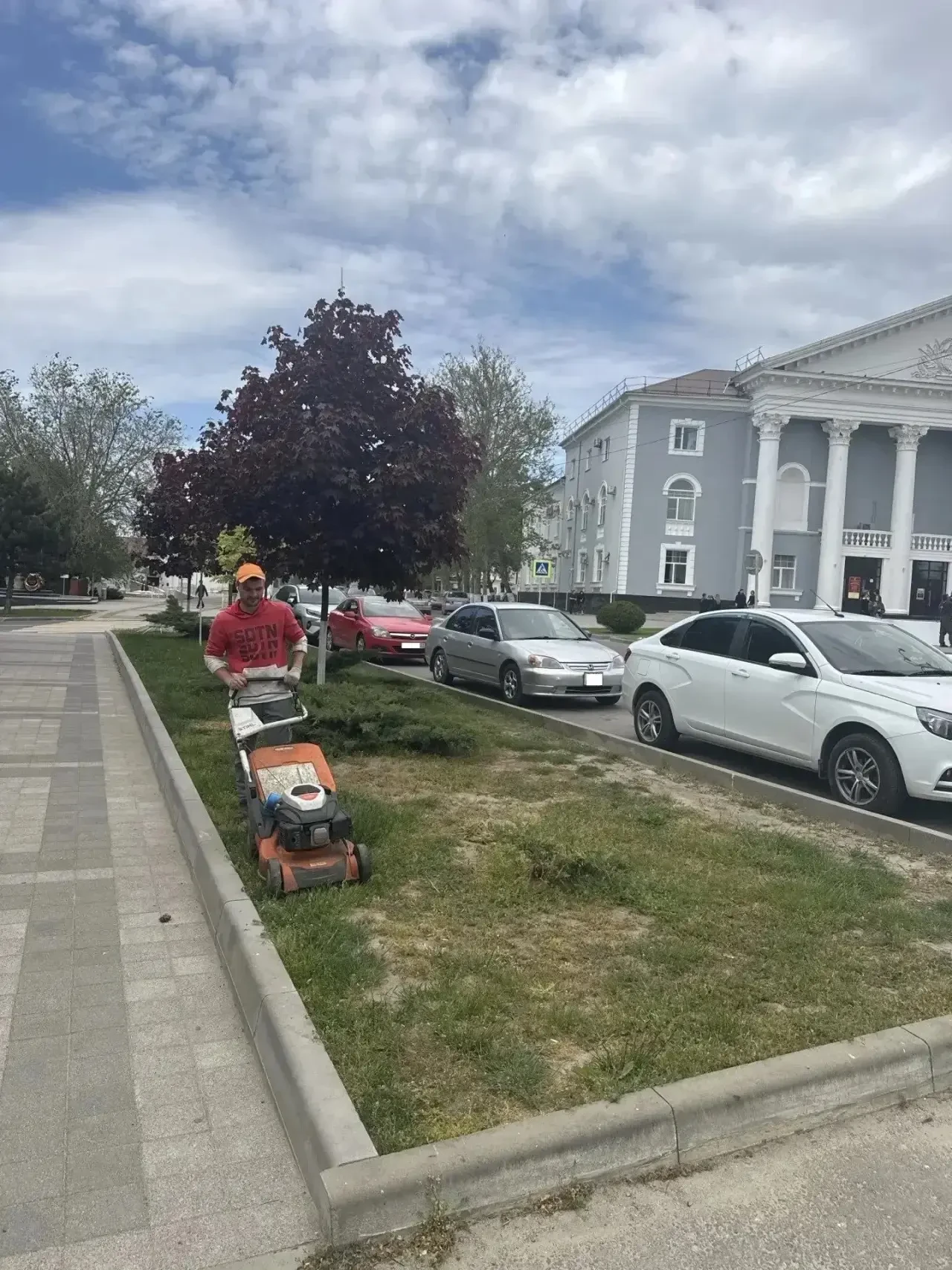 🙌 Сегодня, 14 мая, сотрудники муниципального бюджетного учреждения Темрюкского городского поселения 