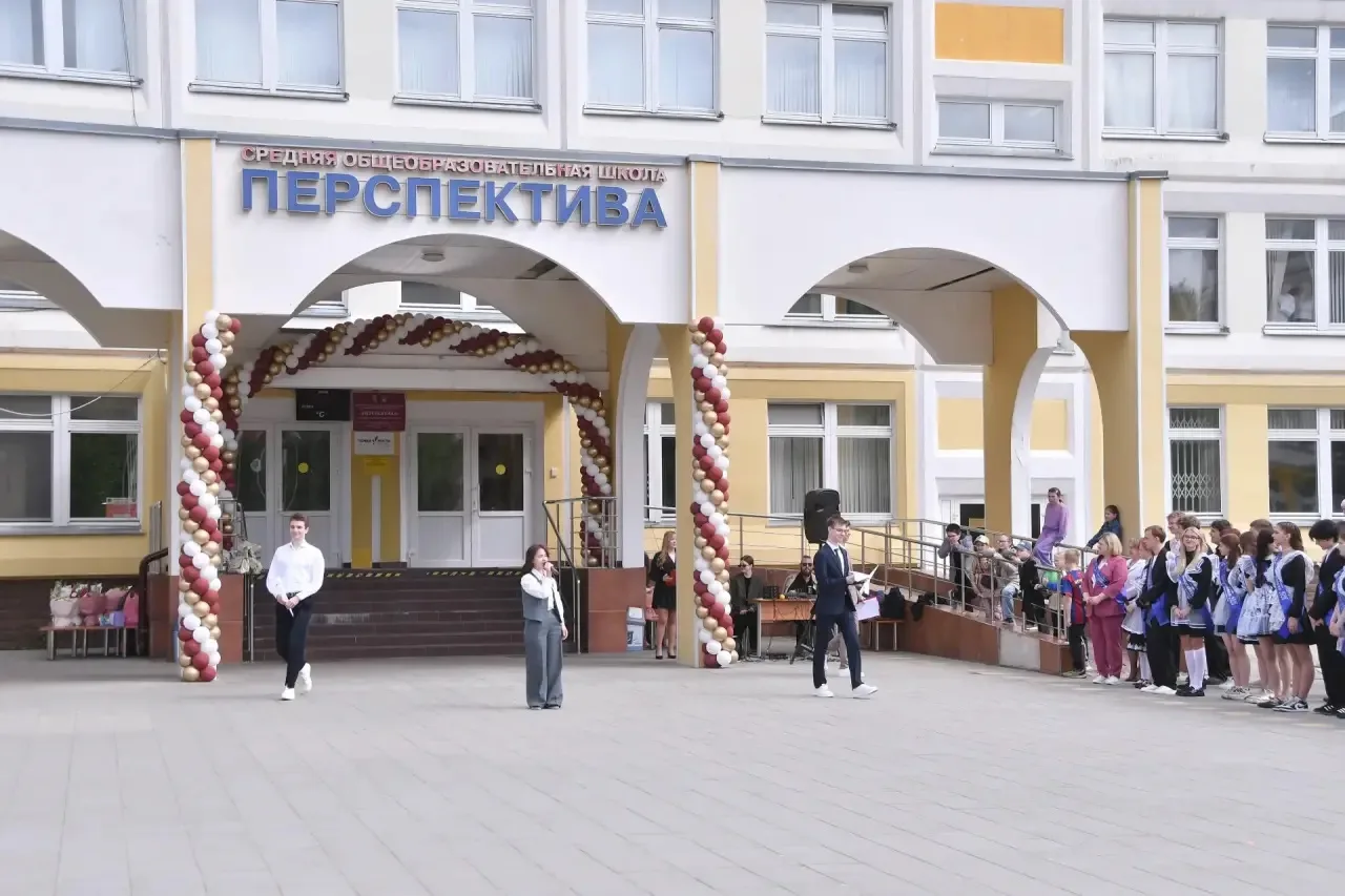 🌟 «Самолетики будущего»: советник директора дала напутствие выпускникам  Сегодня, в день последнего 