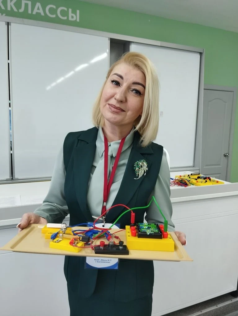 С 16 февраля стартовал муниципальный этап Всероссийского конкурса "Педагог года 2026"!    В этом год