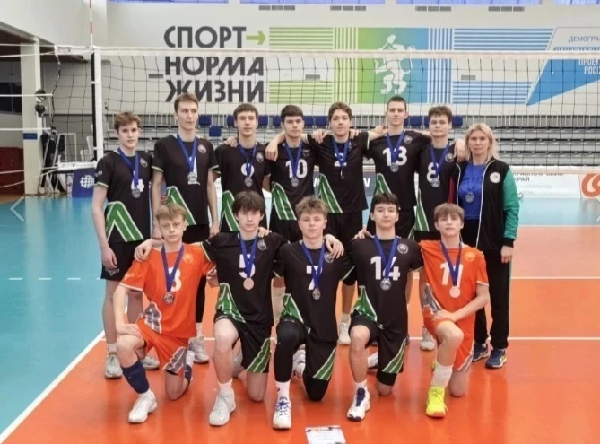 ⭐Наши спортивные звёздочки Уже в начале четвертой четверти два ученика 9а класса нашей школы побывал