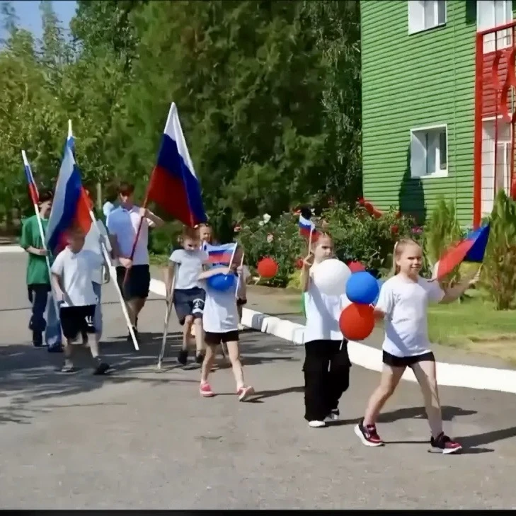🇷🇺 22 августа страна отмечает День Государственного флага, и в Камышинском центре пом...