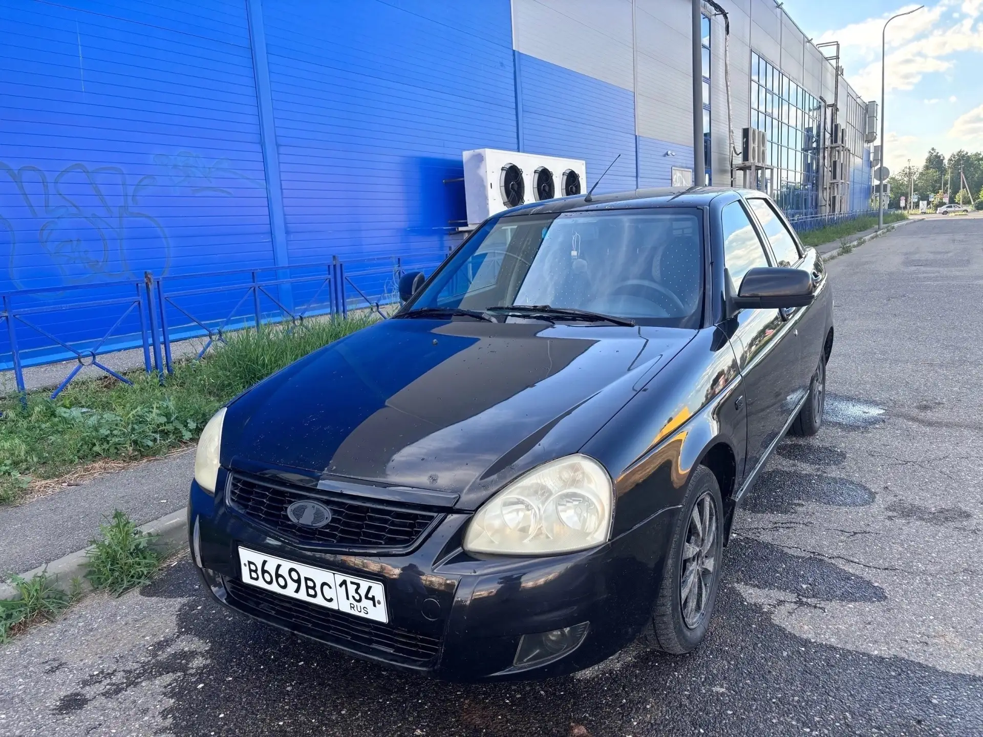🚗 Lada Priora (2010)