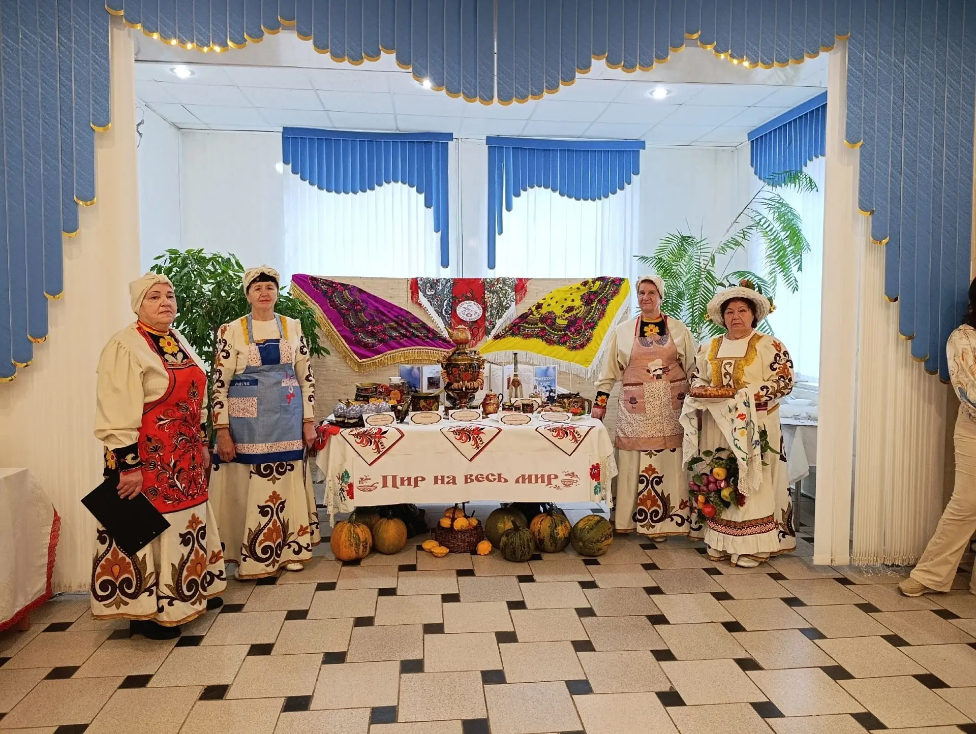 Вчера районный Дом культуры принял участие в областном творческом фестивале-конкурсе по...