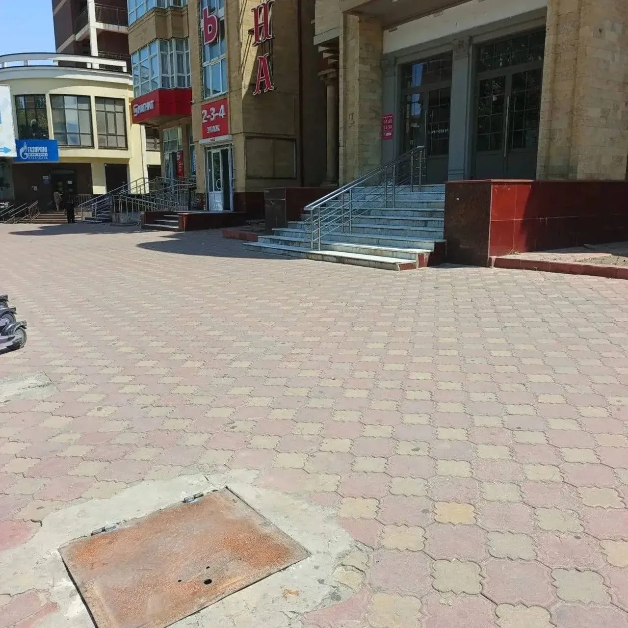 🤝 Сигнал от жителей Махачкалы не остался без внимания

Кандидат в депутаты Госдумы Нурбаганд 
Нурба