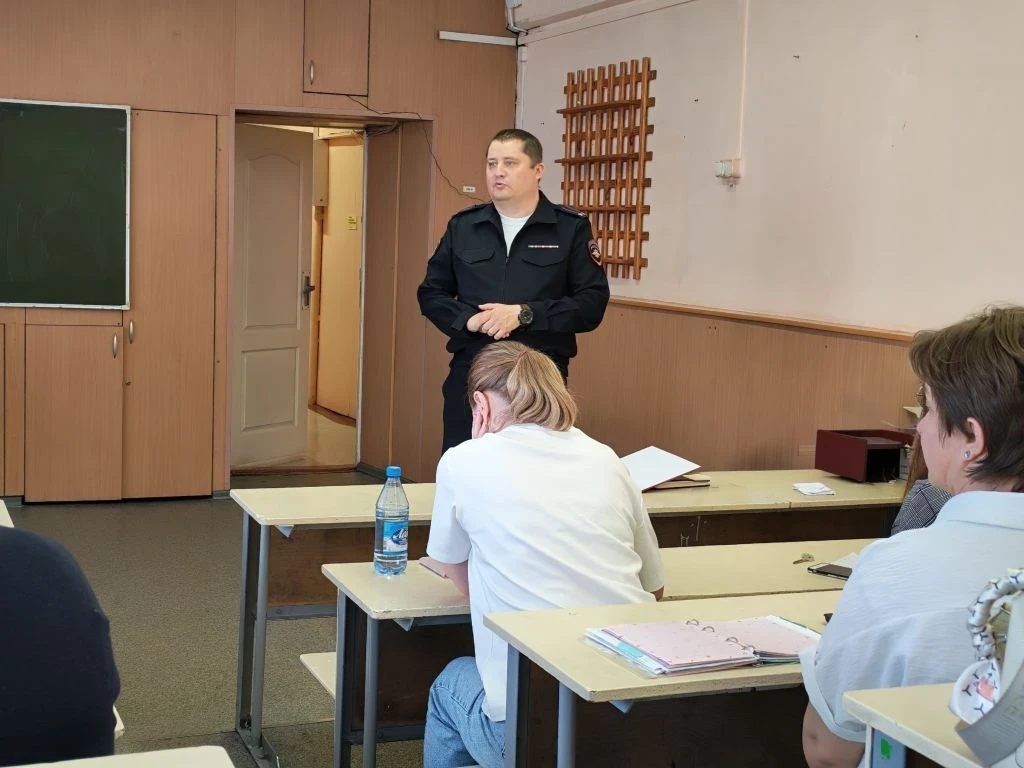 КАНИКУЛЫ БЕЗ ОПАСНОСТЕЙ: УСИЛИВАЕМ КОНТРОЛЬ 🛡️Дорогие родители! Каникулы — это не только долгожданн