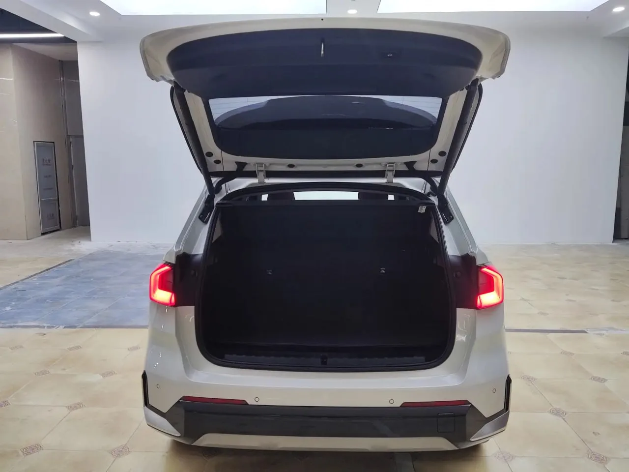 🇩🇪BMW X1 sDrive20Li xLine - под заказ из Китая!  X1 - готов к покупке по выгодной цене и отправиться