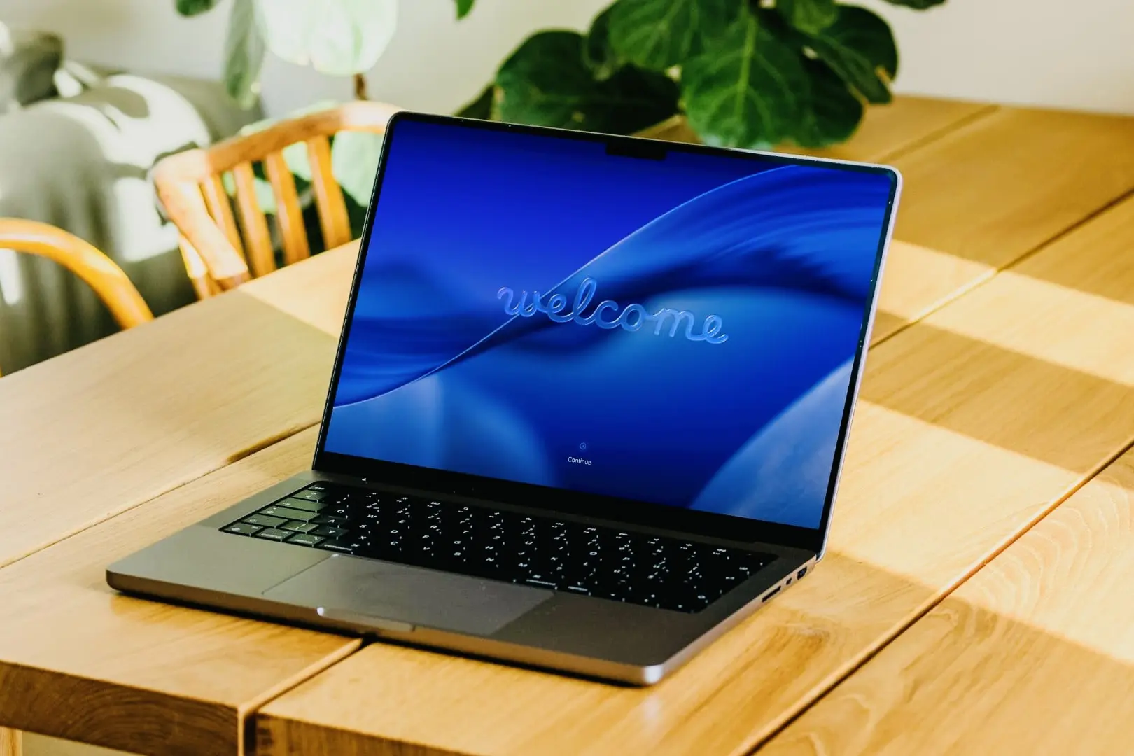 Вышли macOS Tahoe 26.6 и watchOS 26.6 с исправлением ошибок

Номера сборок:

▶︎ macOS 26.6 Tahoe: 25