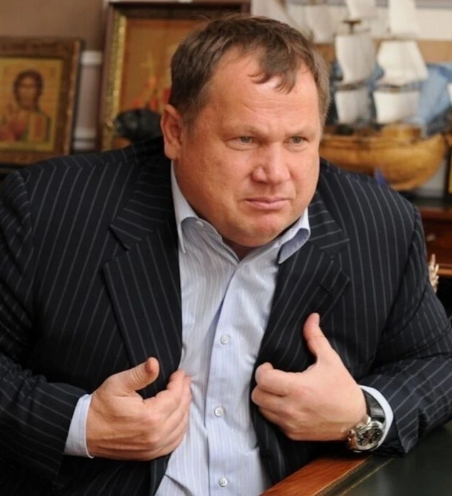 Сын самого богатого депутата Перми устроился работать курьером у украинских мошенников: его тихо отп