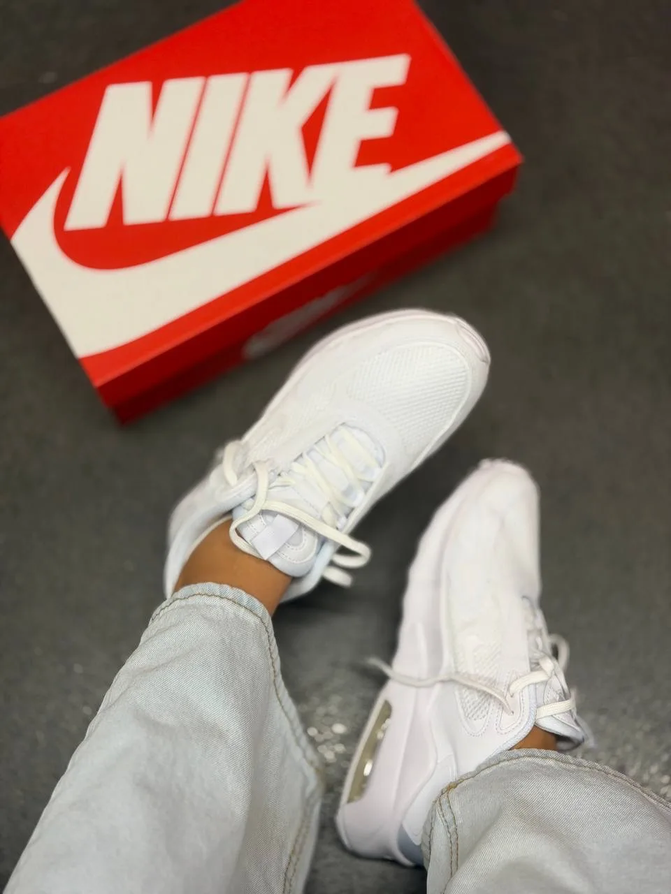 Nike

🏷️8200

Контакт менеджера➡️📱 
По вопросам и заказам
Виктория
________________________

[конт