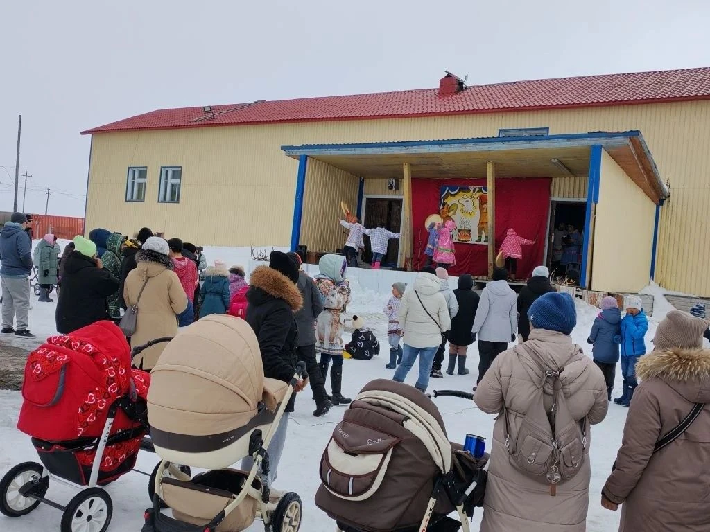 В селе Рыркайпий состоялся праздник «Кильвей», посвящённый рождению первых оленят. «Кил...