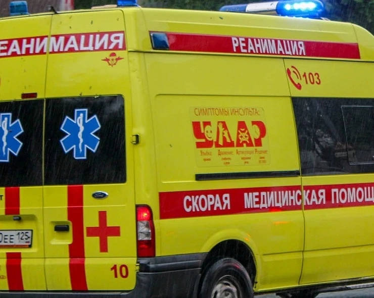 😨 Во Владивостоке мужчина умер на скамейке на Тихой