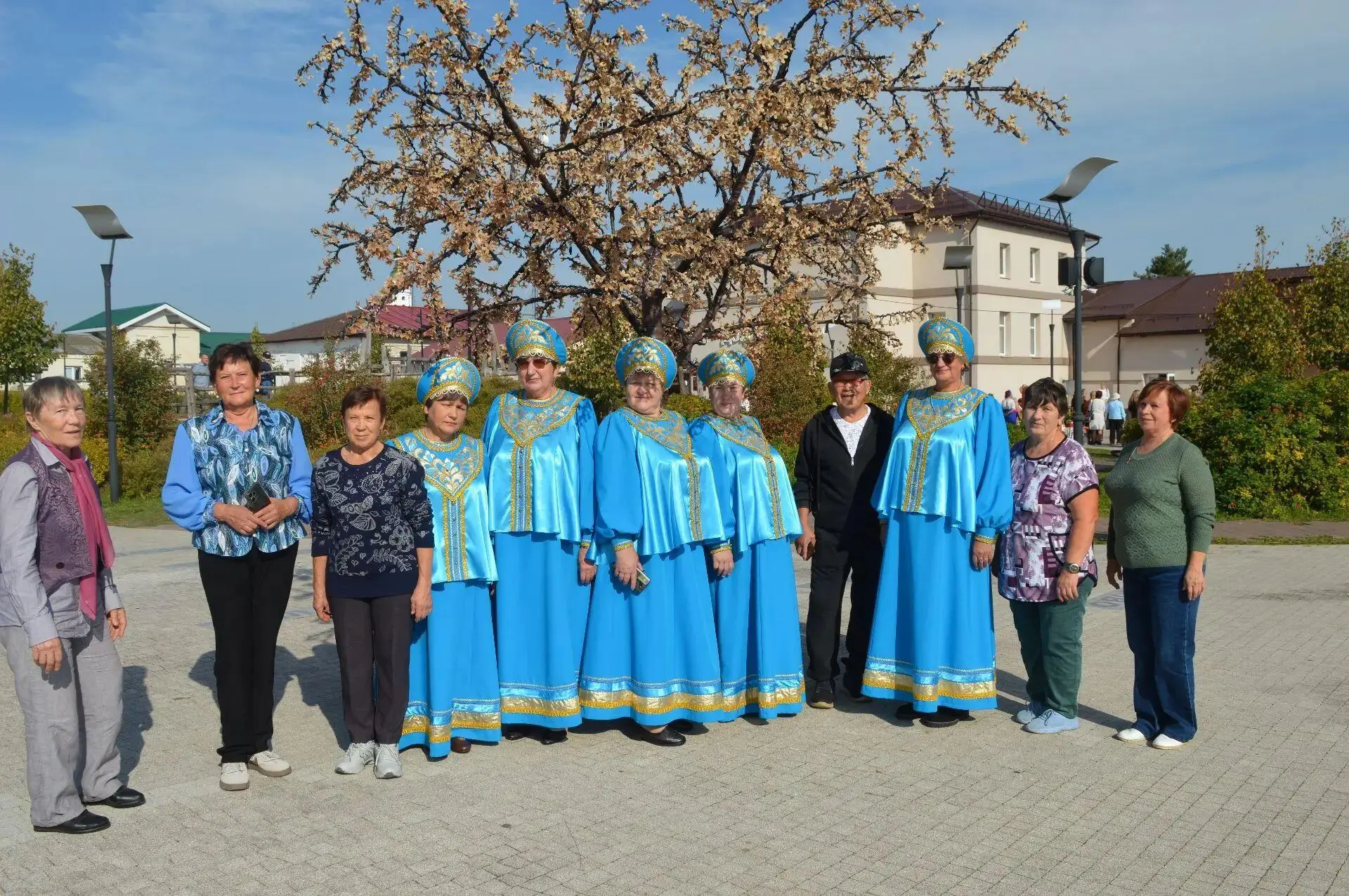23 сентября в поселке Лежнево состоялась  областная выставка -  ярмарка "Мой уДачный се...