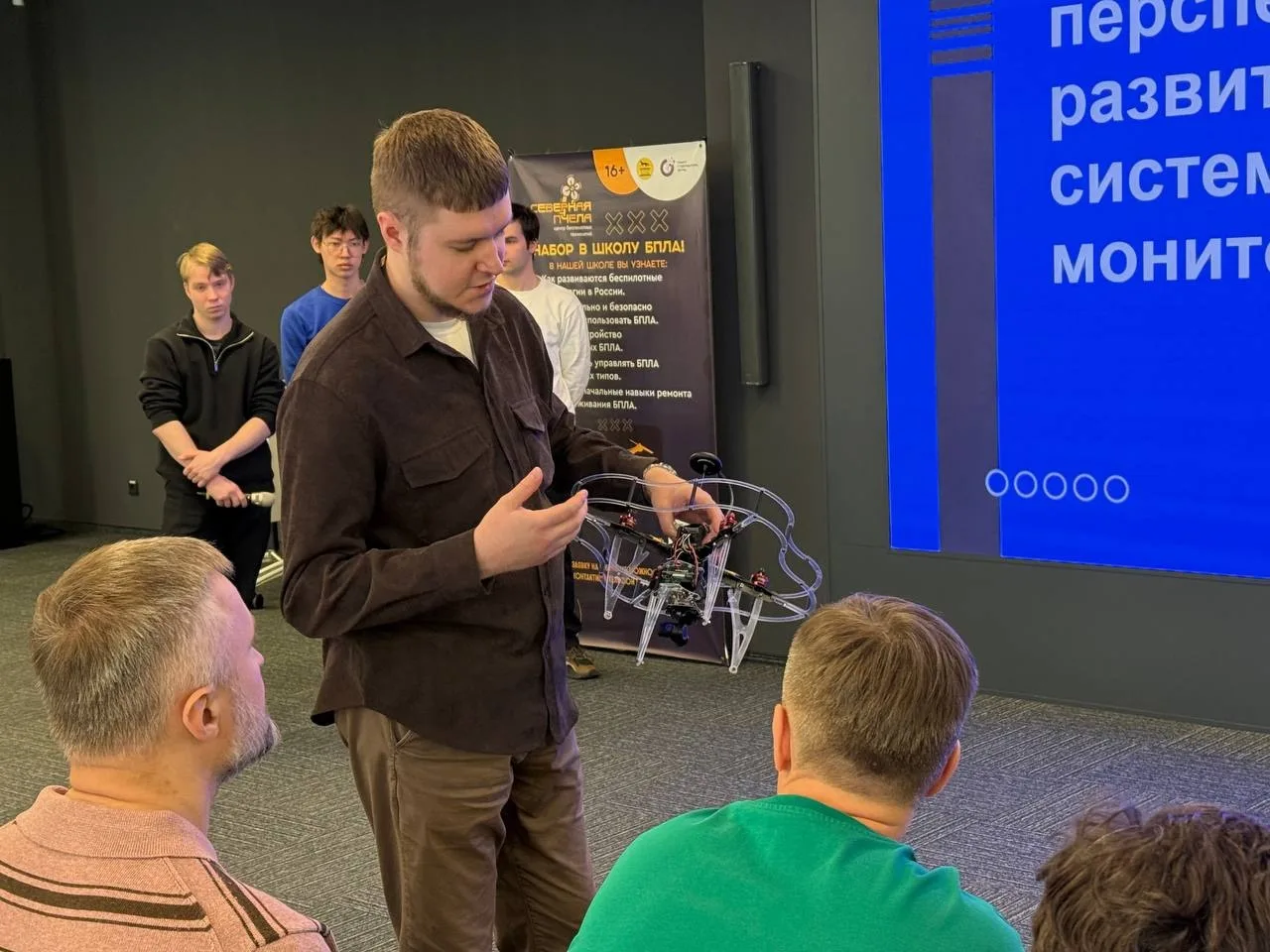 🚀 11-12 апреля в Сургуте на площадке «Школы 21» состоялся ежегодный хакатон «Югорский беспилотник», 