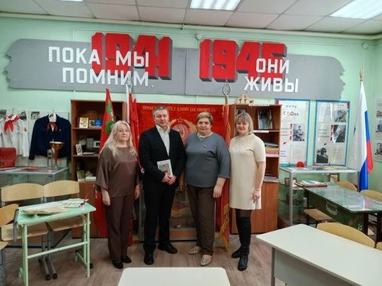 Начальник управления образования Боготольского муниципального округа Дмитрий Анатольеви...
