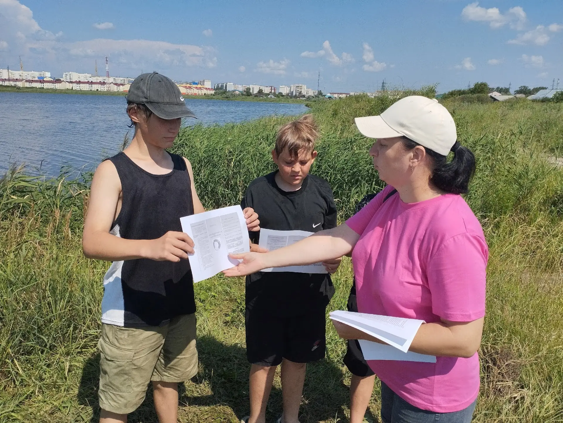 🚨🏊‍♂️ ПАТРУЛИРОВАНИЕ ВОДОЁМА 🏊‍♀️🚨

И вновь  прошло очередное патрулирование водоёмов педагогами