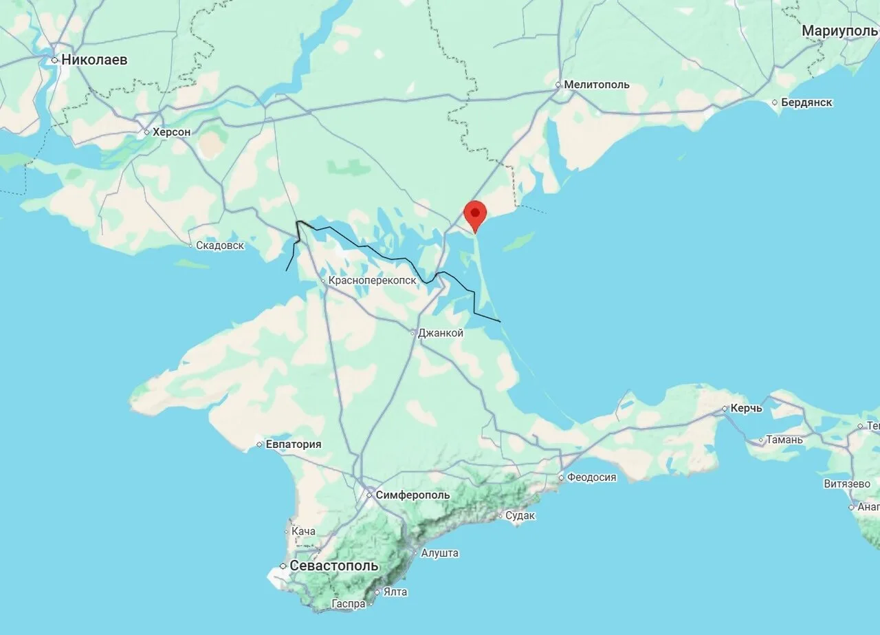 Движение из Геническа на Арабатскую стрелку временно перекрыто, сообщает губернатор Хер...