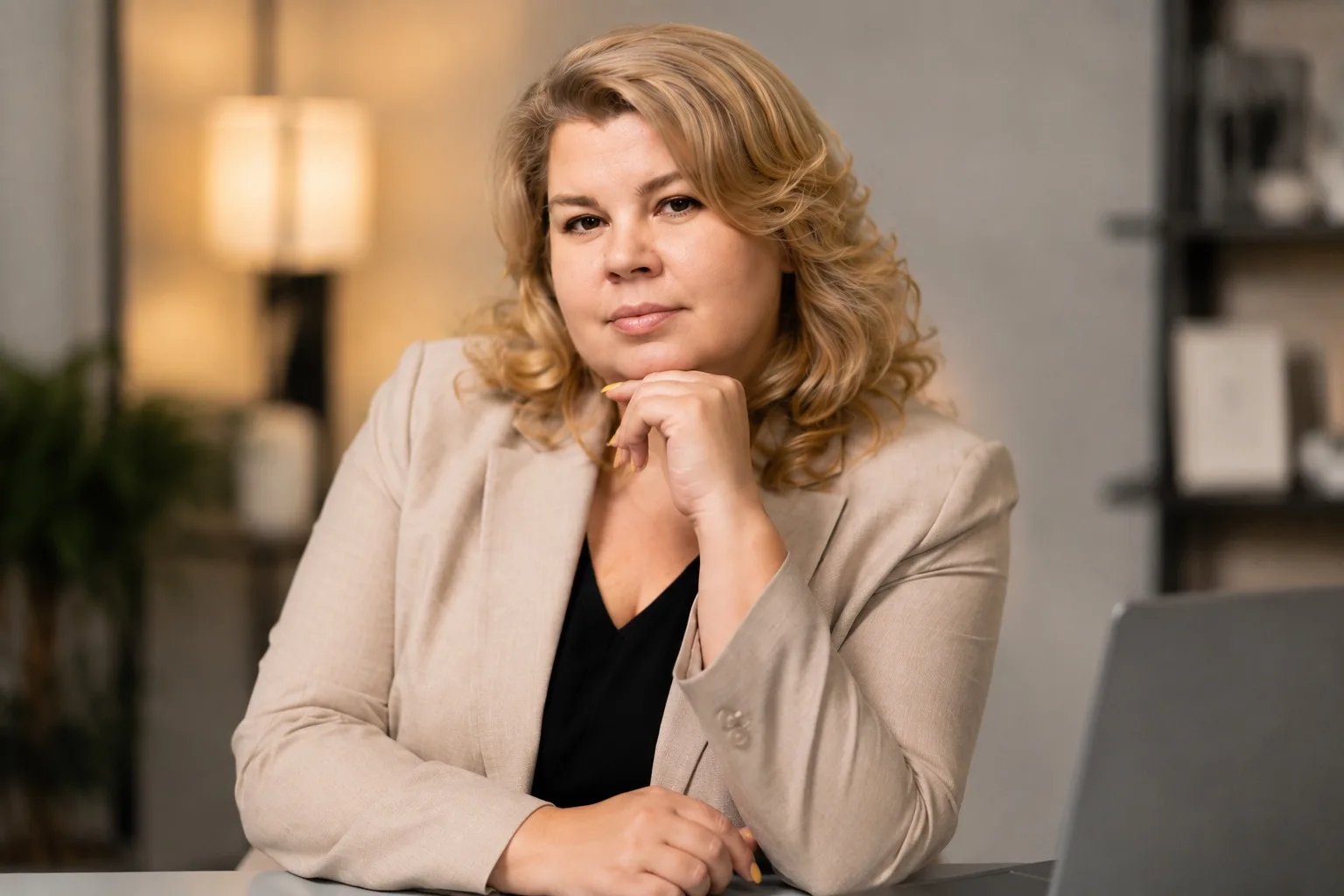Давно здесь не писала.
Но тема выбора профессии никуда не исчезла — наоборот, стала звучать еще чаще
