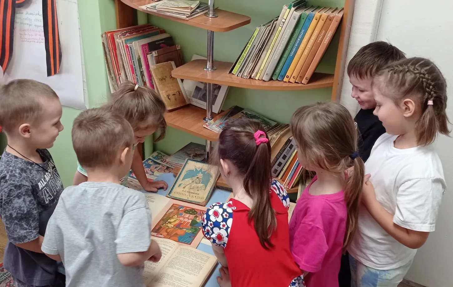 📚6 июня в России отмечается день рождения А.С.Пушкина. 
В нашем детском саду мы не можем не оставит