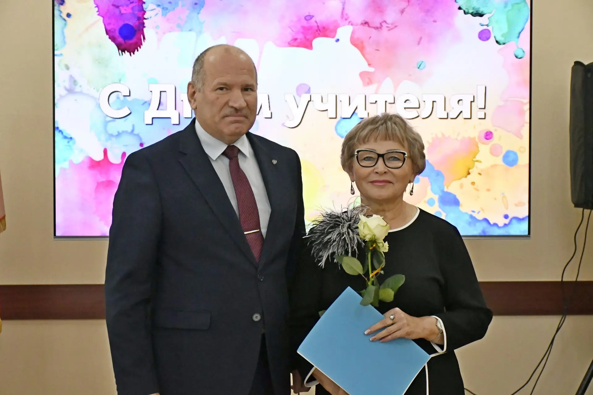 🏆Признание мастерства: в Шуе наградили лучших педагогов